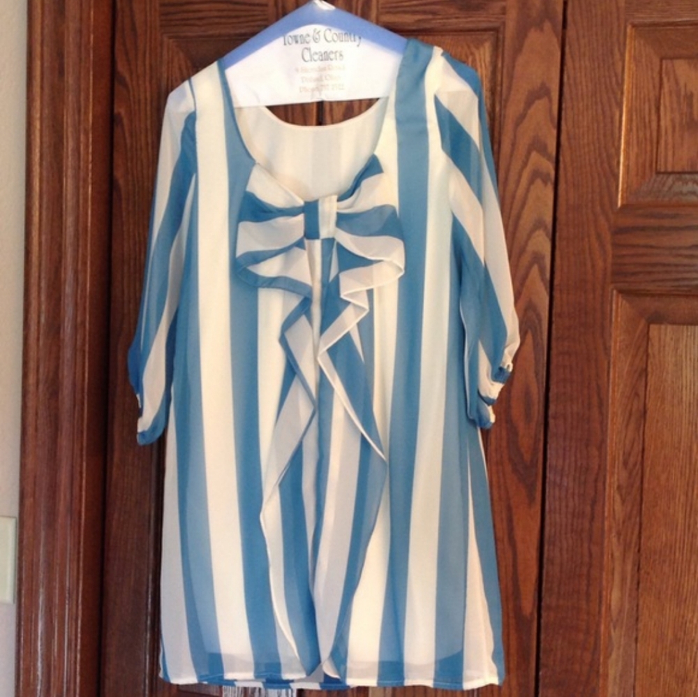 Bow back dress